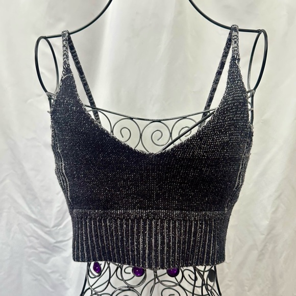 Out From under black ribbed knit cropped tank top size L - Picture 1 of 9